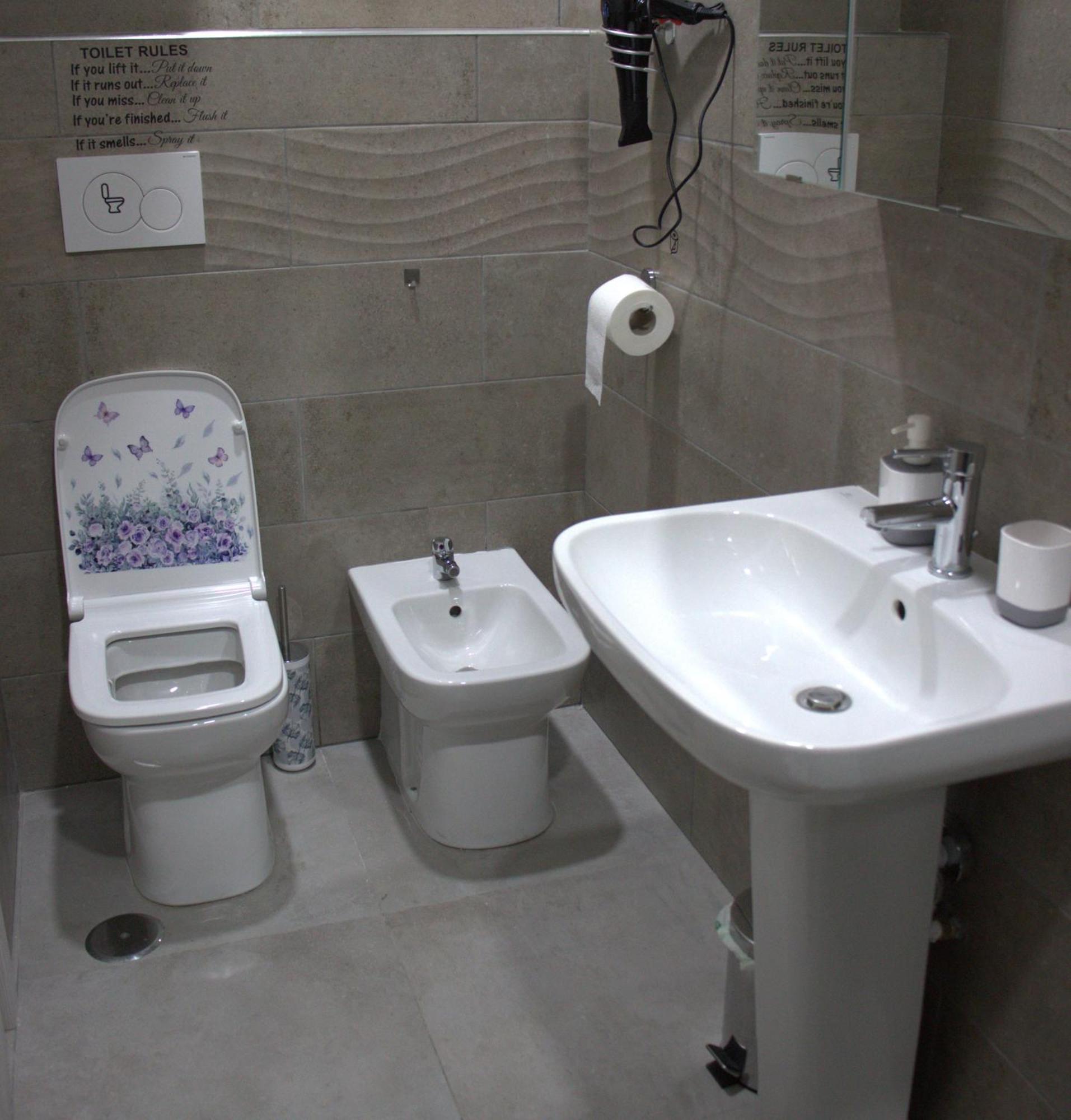 Viktoria Apartment Бари Екстериор снимка